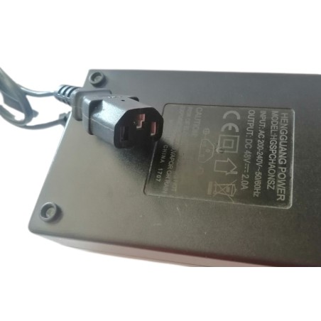 Cargador 48V Schuko Plomo